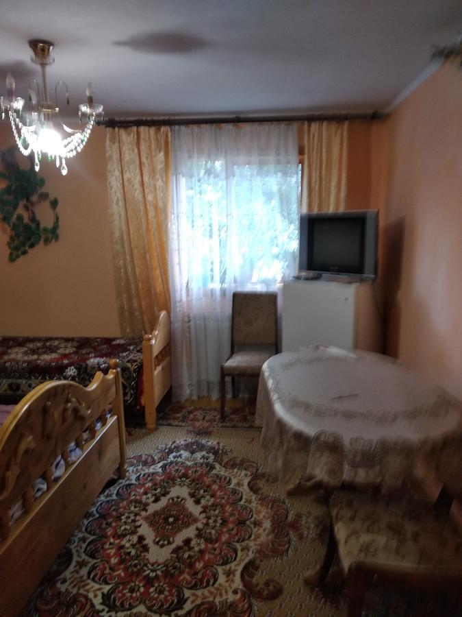 Guest House Pid Lypamy Микуличин Екстер'єр фото